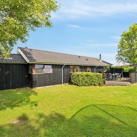度假居 Well-equipped Summer House Near Skovmose Nedre Lysabild