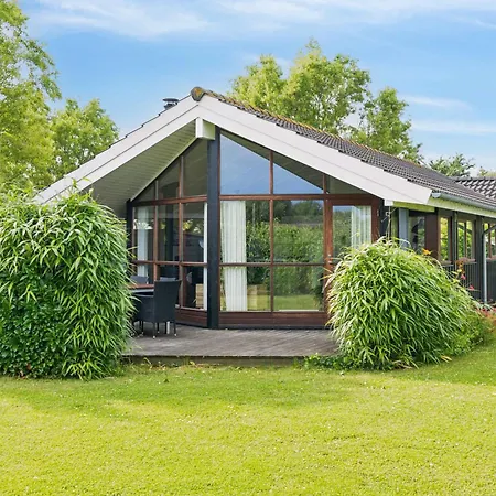 Well-equipped Summer House Near Skovmose Дом отдыха